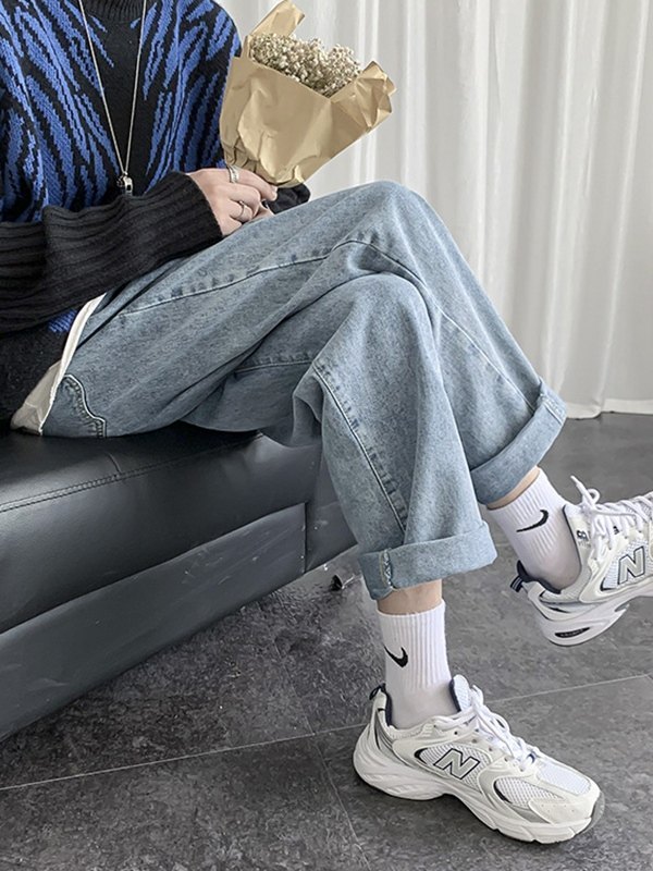 Lockere Basic-Jeans für Herren in blauer Waschung-3