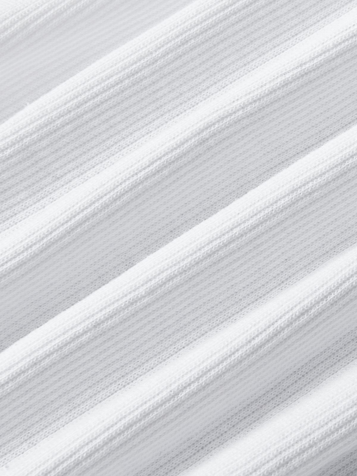 Weißes, kurz geschnittenes Strickoberteil mit Reißverschluss und Kapuze-7