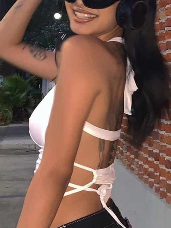 Weißes, geschnürtes Crop-Cami-Top mit Ausschnitt und Neckholder-2